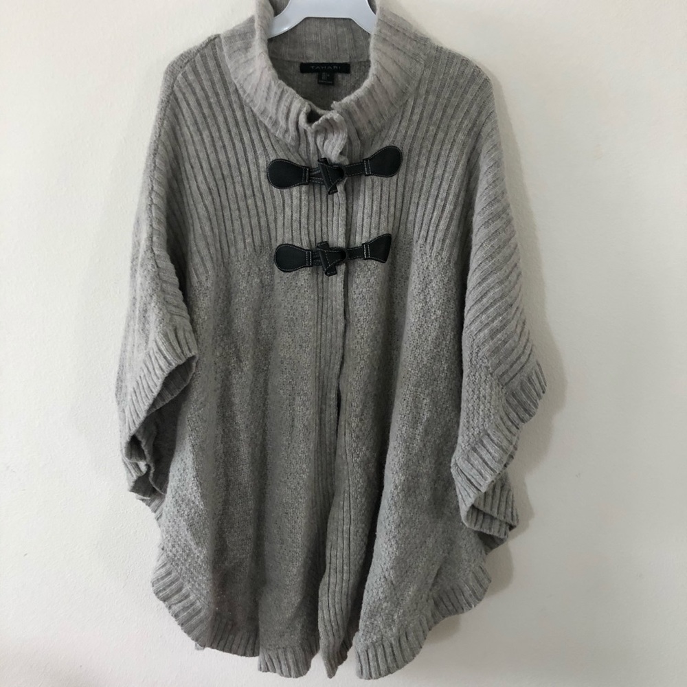 Tahari fall knit poncho style sweater - grey
